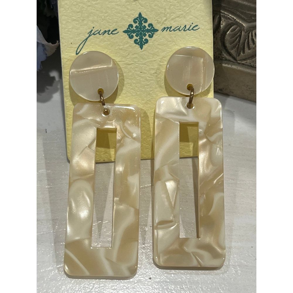NEW! Geometric dangling earrings